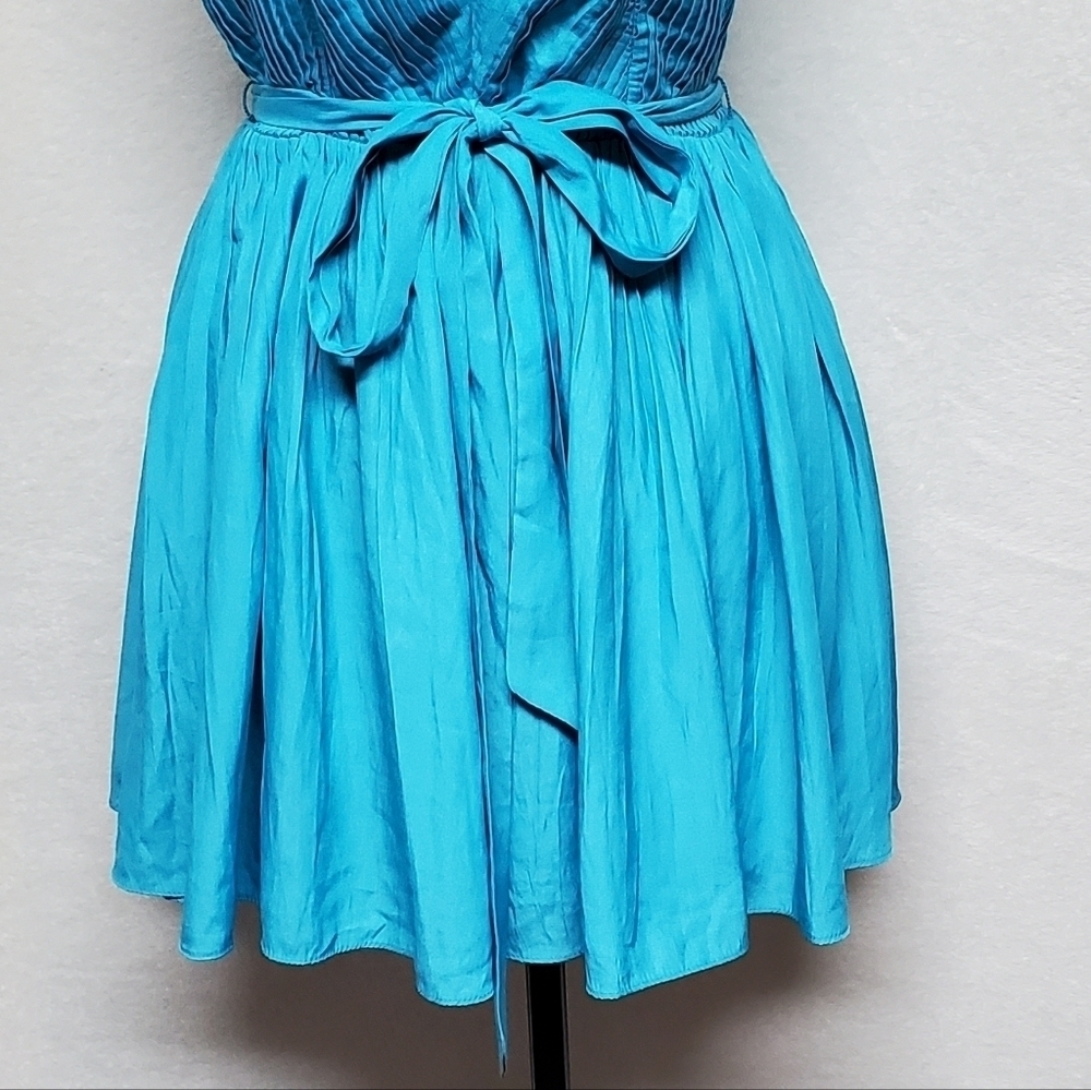 DO+BE Aqua Blue Pleated Deep V-neck Racerback Backless Tie-Waist Wide Leg Romper - Picture 6 of 15